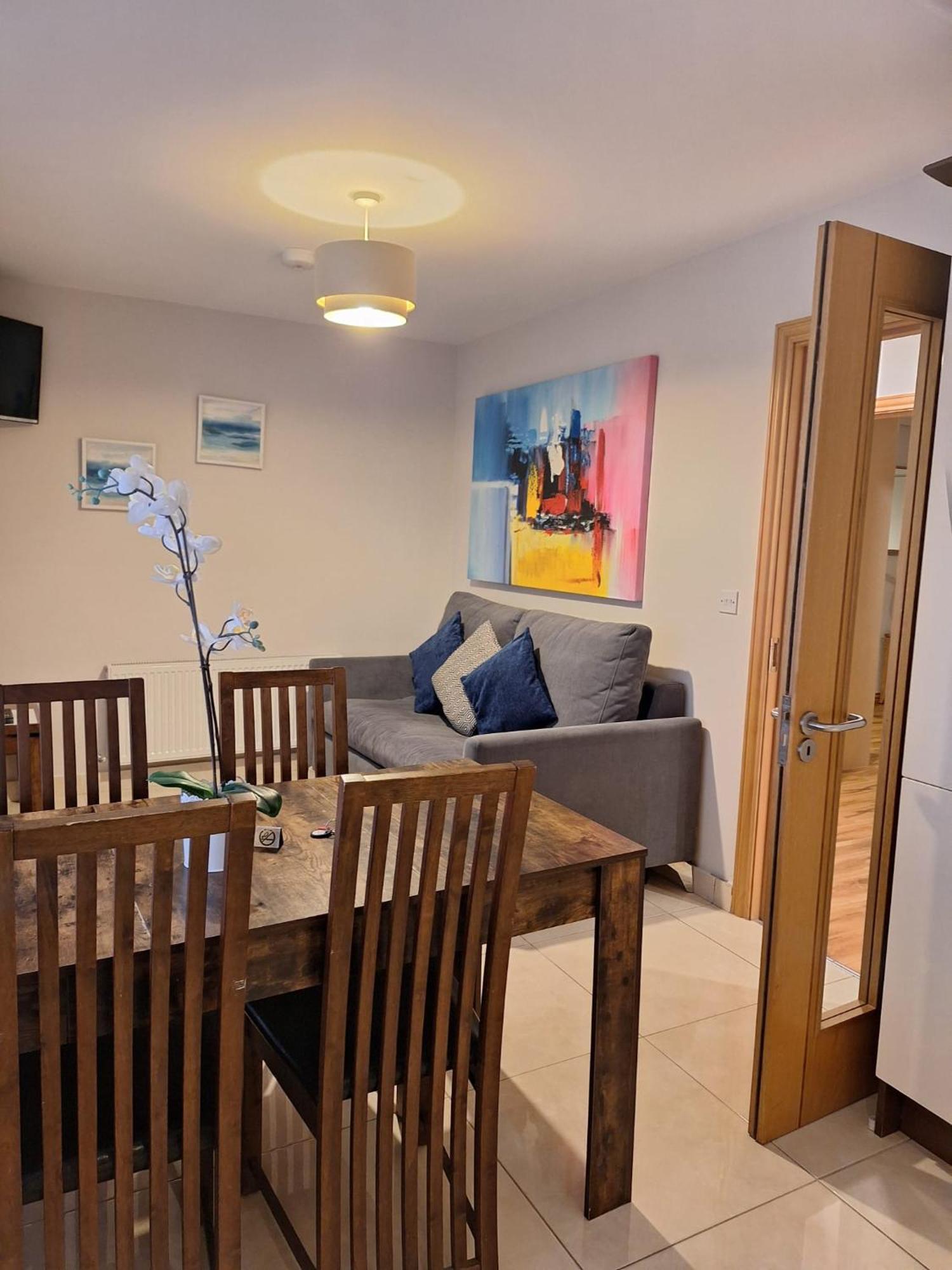Five Lamps Suites Dublin Eksteriør billede